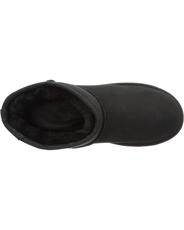 UGG Kids Boots Classic Mini II (Little Kid/Big Kid) 4 UGG Kids Boots Classic Mini II (Little Kid/Big Kid) - Image 2