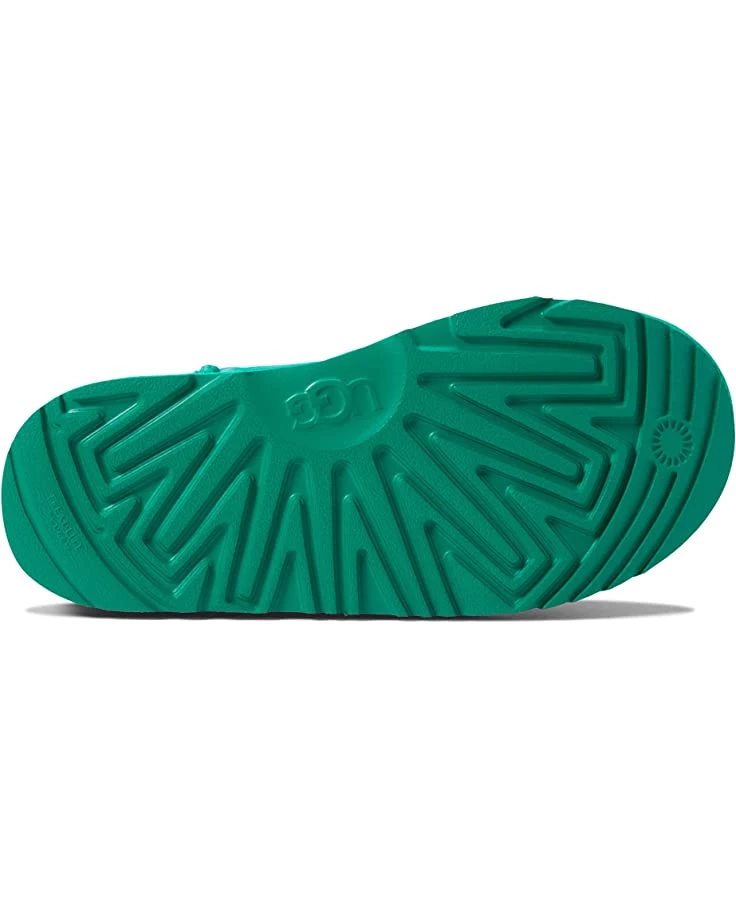 UGG Kids Boots Classic II (Little Kid/Big Kid) 5 UGG Kids Boots Classic II (Little Kid/Big Kid) - Image 3