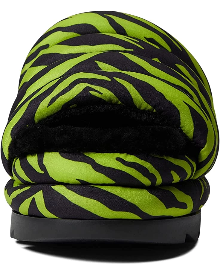 UGG Slippers Maxi Slide 4 UGG Slippers Maxi Slide - Image 2