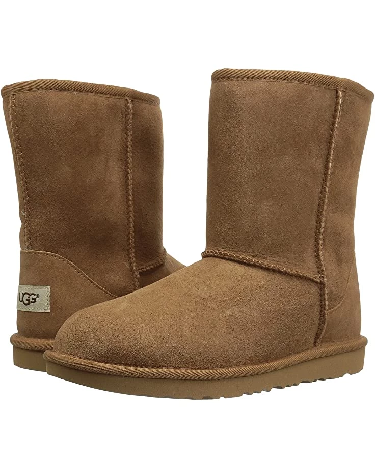 UGG Kids Boots Classic II (Little Kid/Big Kid) 10 UGG Kids Boots Classic II (Little Kid/Big Kid) - Image 8